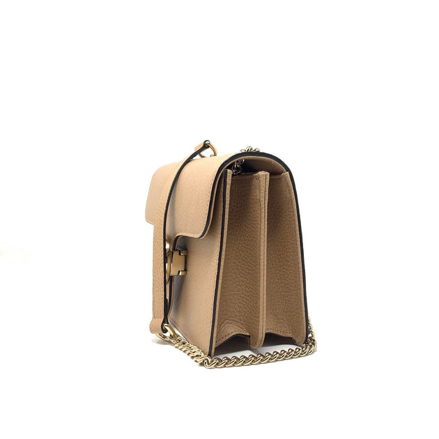 Gucci-Interlocking-GG-Shoulder