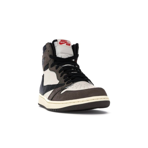 Jordan 1 Retro High Travis Scott w/ Tags - Size 10