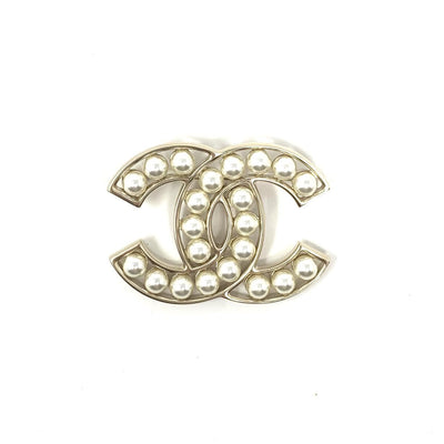 Chanel classic Faux Pearl CC Brooch gold consignment shop from runway with love