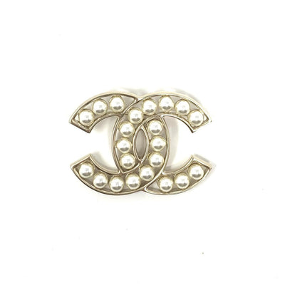 Chanel classic Faux Pearl CC Brooch gold consignment shop from runway with love