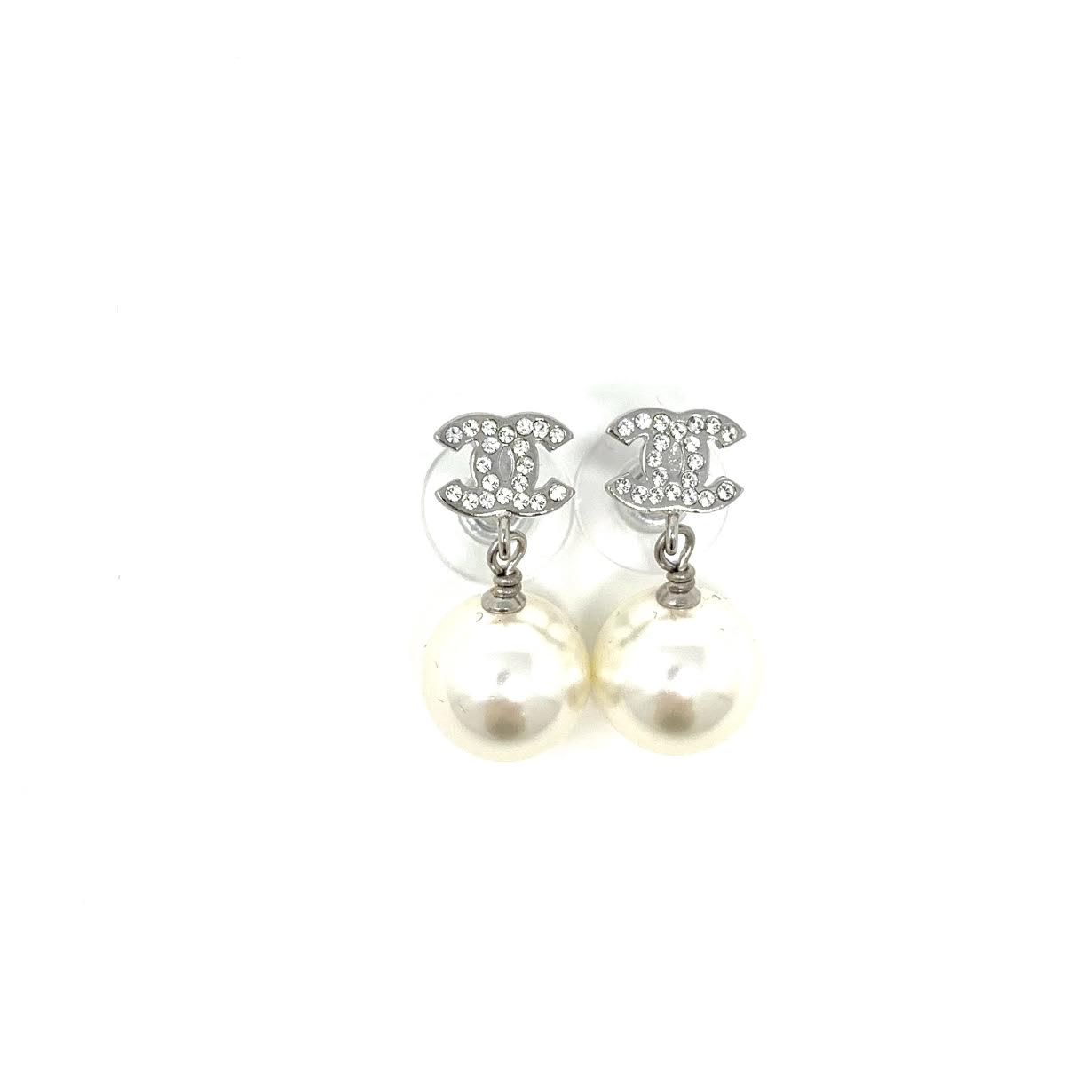 Chanel Strass CC Stud Earrings in Gold | MTYCI