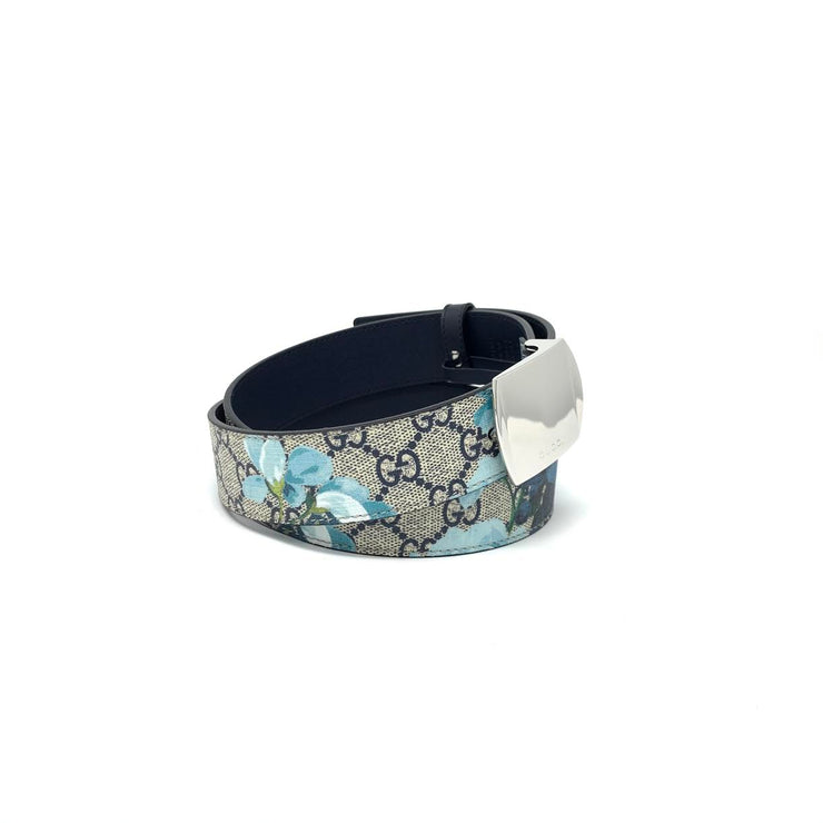 Gucci GG Supreme Blooms Belt with Tiger Head Buckle - Blue