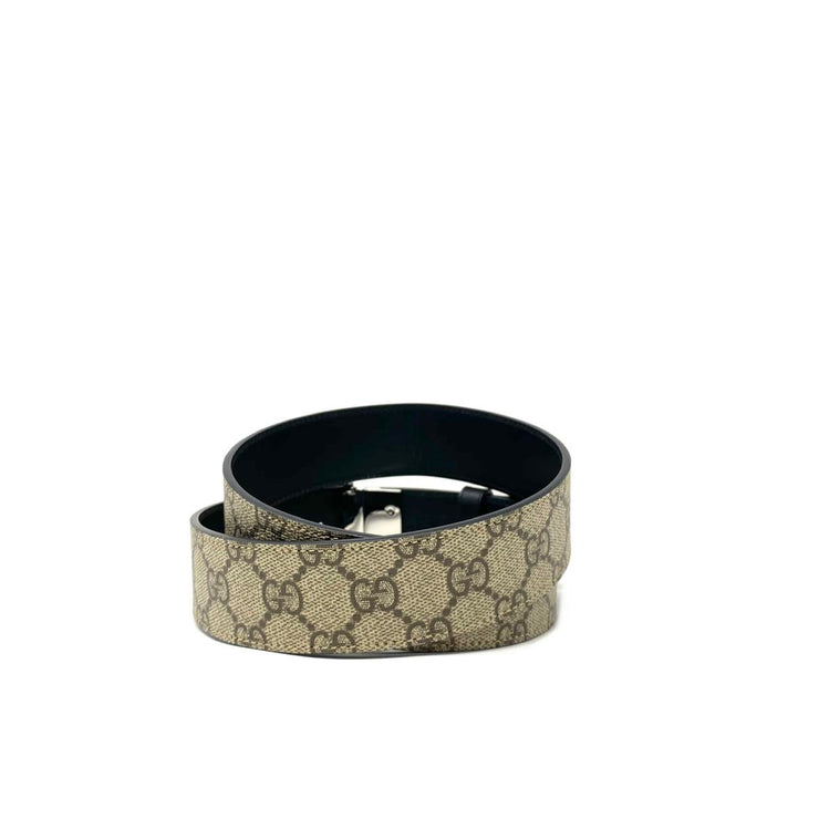 Gucci GG Supreme reversible Belt Interlocking G Designer Consignment From Runway With Love