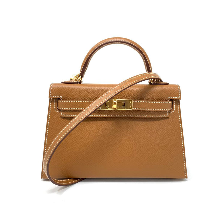 A GOLD EPSOM LEATHER SELLIER KELLY 25 WITH GOLD HARDWARE