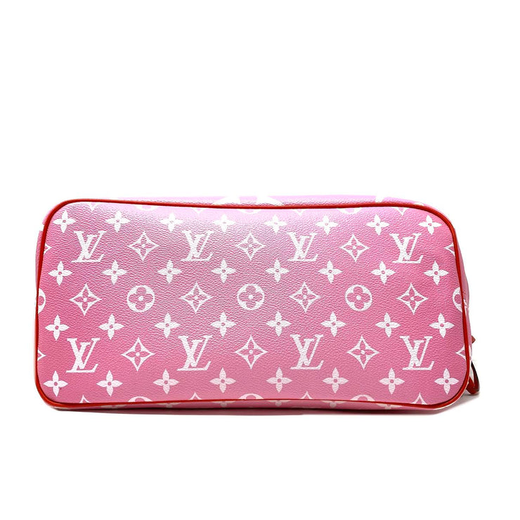 Louis Vuitton Giant Monogram Escale Neverfull MM - Pink Totes, Handbags -  LOU770364