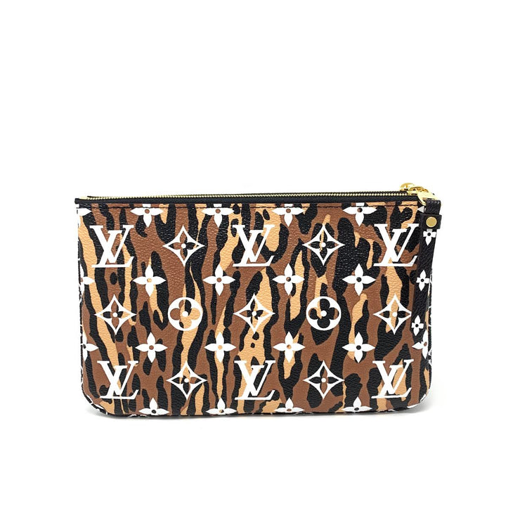 Louis Vuitton Monogram Giant Jungle Pochette Double Zip Consignment Shop From Runway With Love