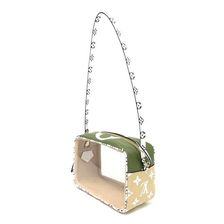 LOUIS VUITTON Monogram Giant Jungle Beach Pouch Ivory 406001