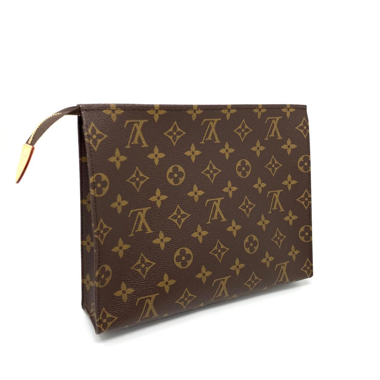 Louis Vuitton Toiletry Pouch 26 Monogram Giant Khaki in Coated