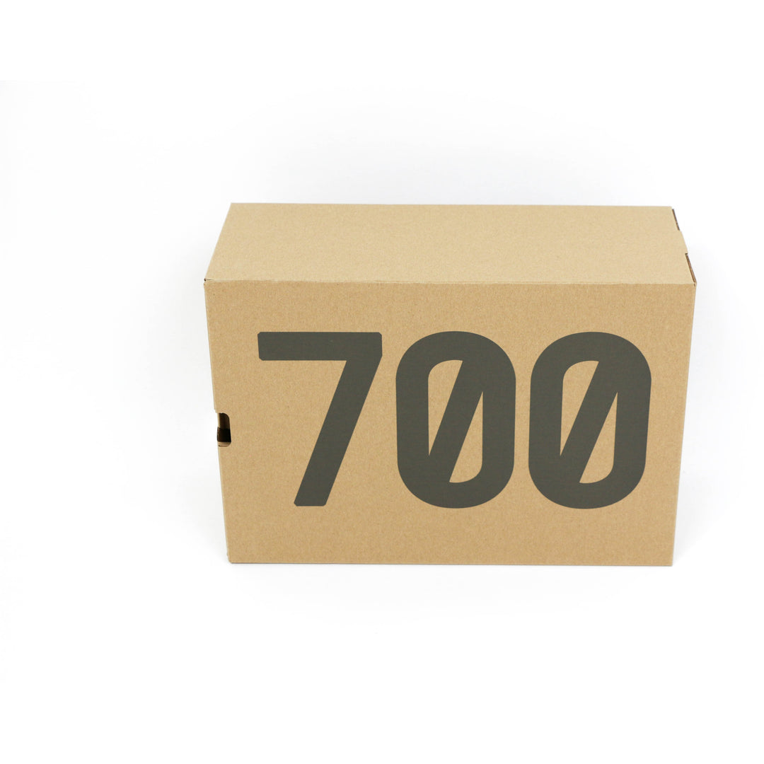 yeezy boost box Yeezy Boost 700 in Mauve w/ Tags